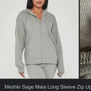 MESHKI jacket size large